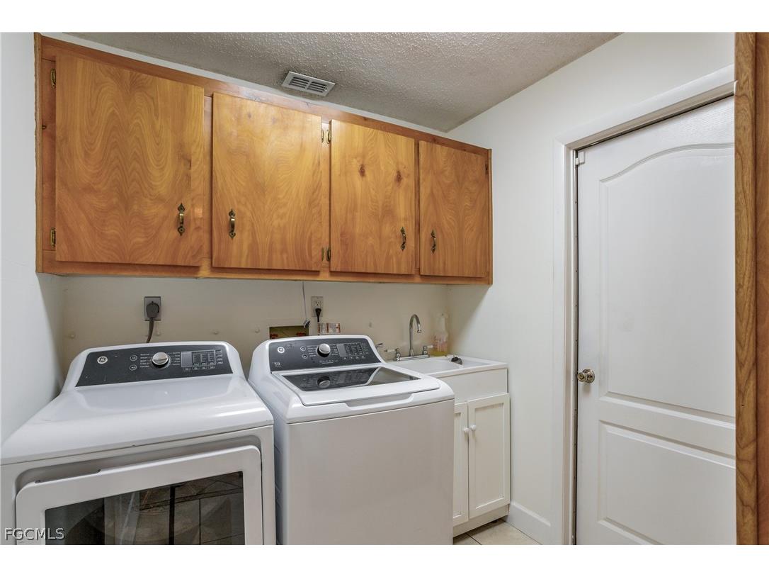 1209 SE 19th Street Cape Coral FL 33990 2026013735 image15