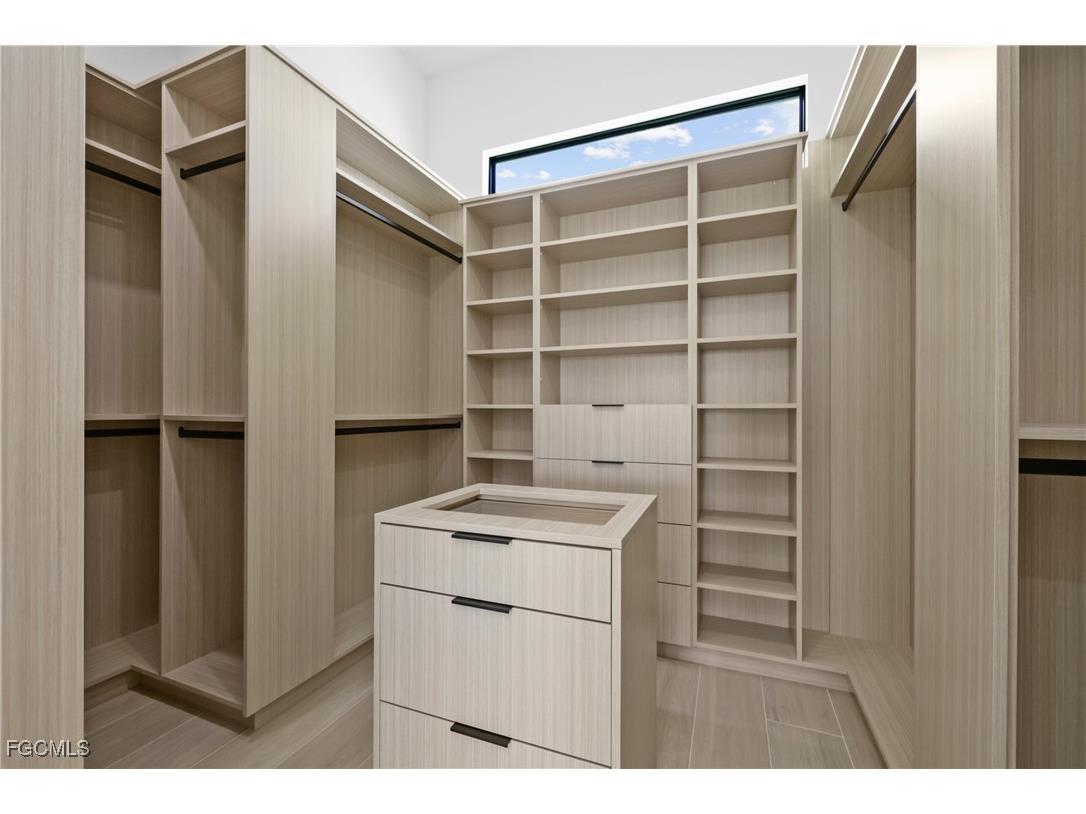 1209 SW 1st Terrace Cape Coral FL 33991 2025002431 image22