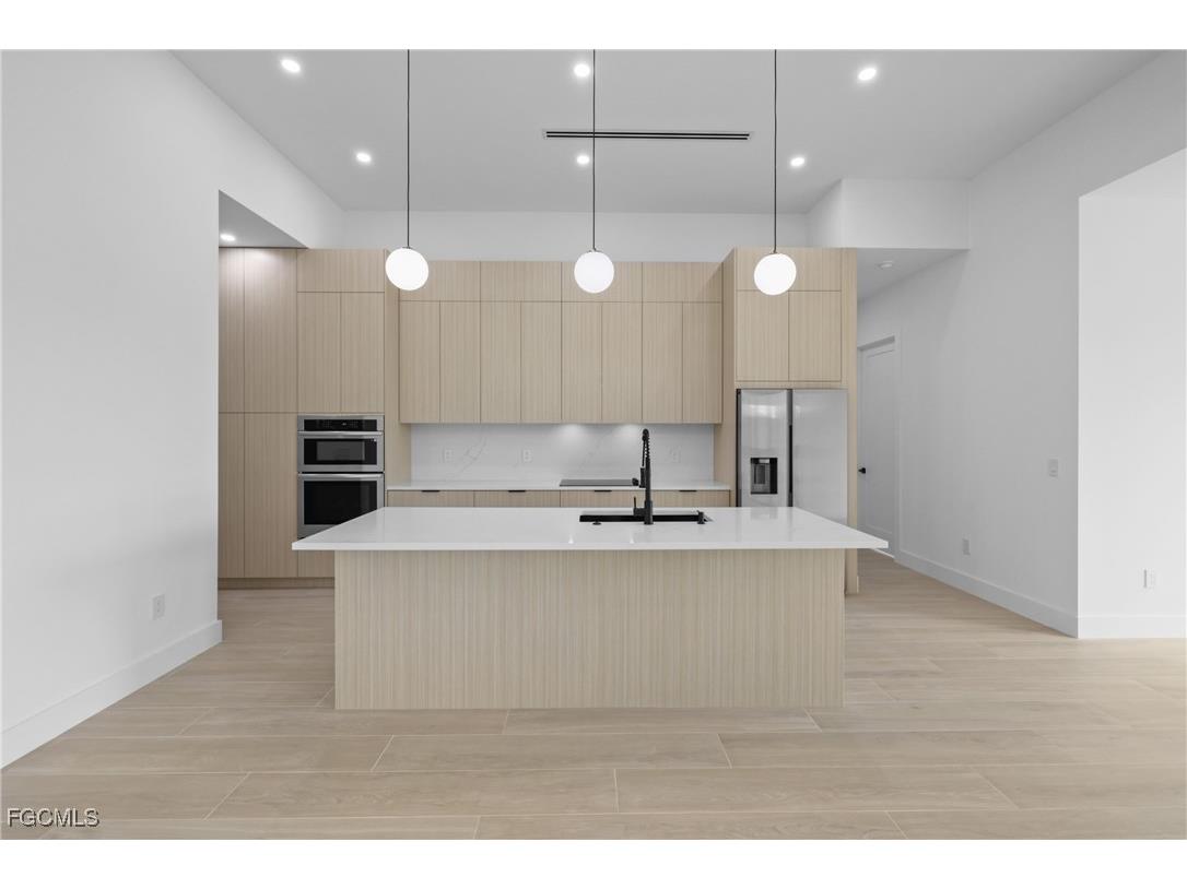 1209 SW 1st Terrace Cape Coral FL 33991 2025002431 image4