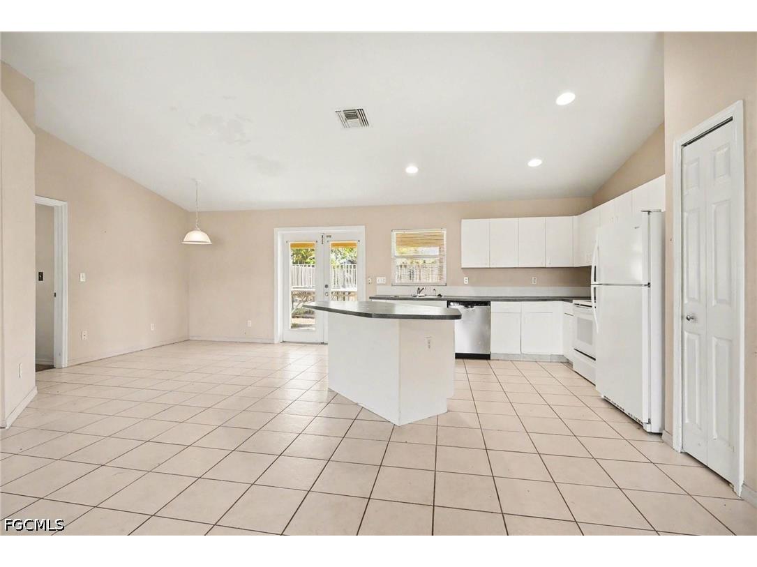 1209 SW 39th Street Cape Coral FL 33914 2026017734 image6