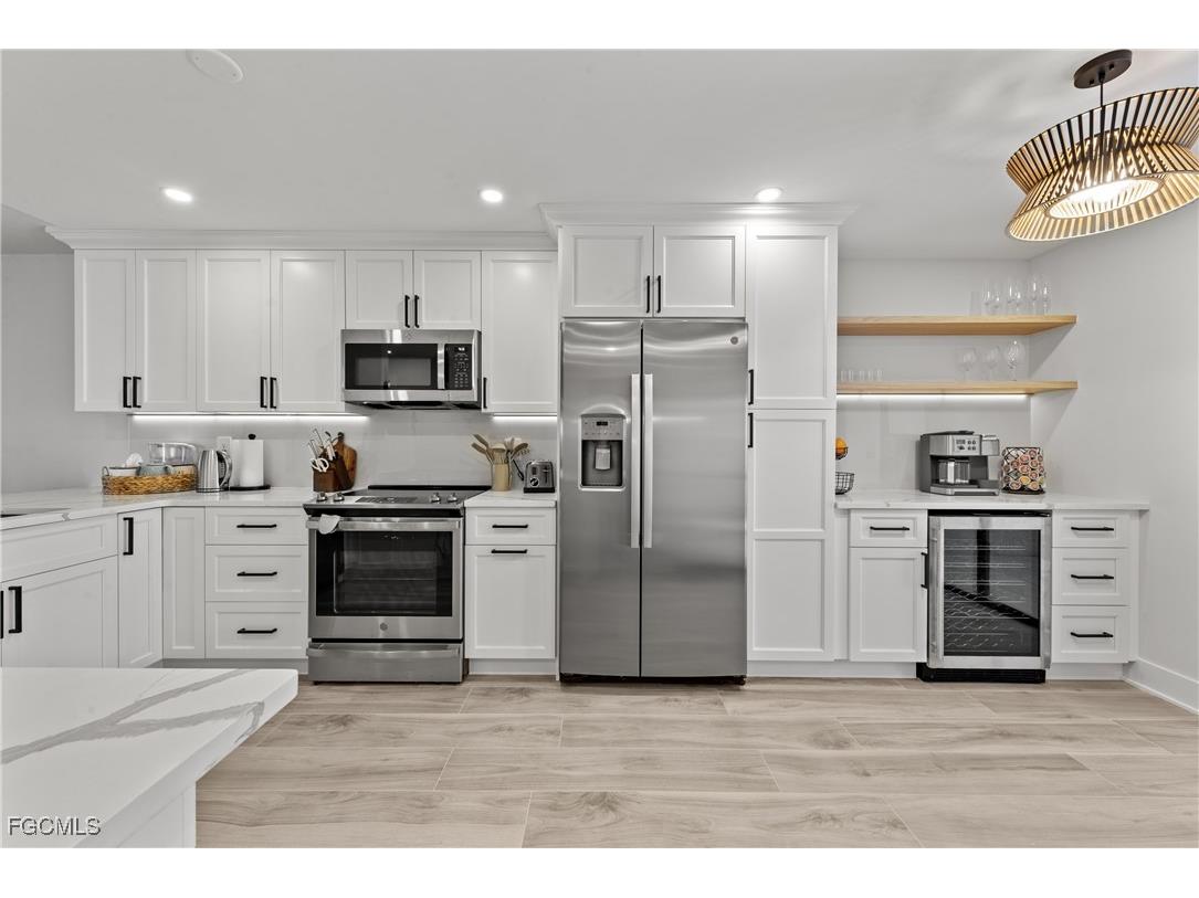 12090 Kelly Greens Boulevard #107 Fort Myers FL 33908 2025022997 image3