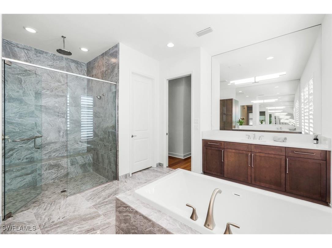 12092 Eucalyptus Way Naples FL 34120 225062347 image28