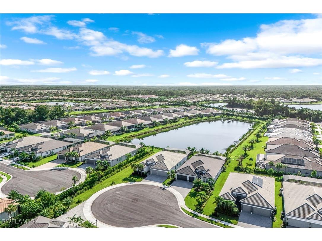 12092 Eucalyptus Way Naples FL 34120 225062347 image4