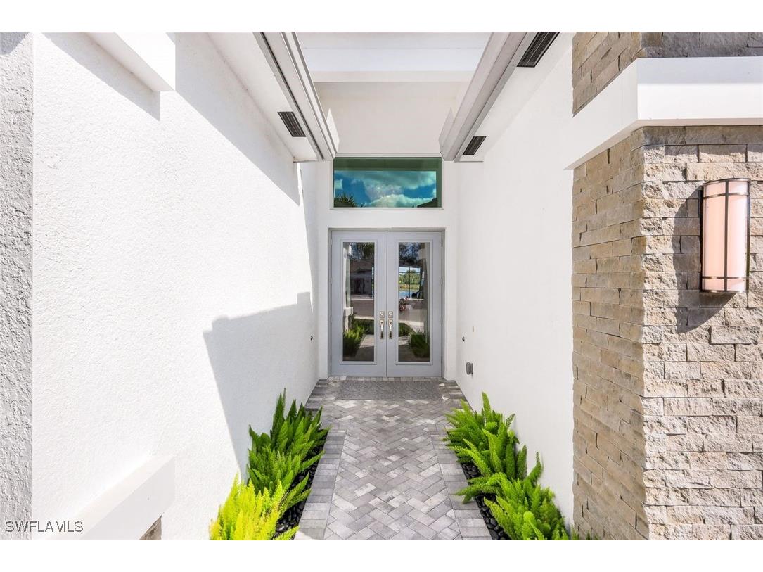 12092 Eucalyptus Way Naples FL 34120 225062347 image6