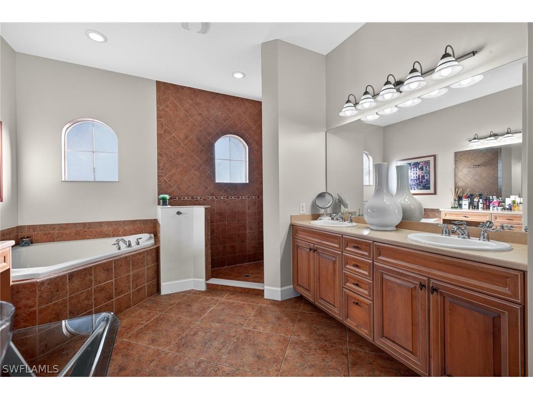 12095 Wicklow Lane Naples FL 34120 226008321 image18