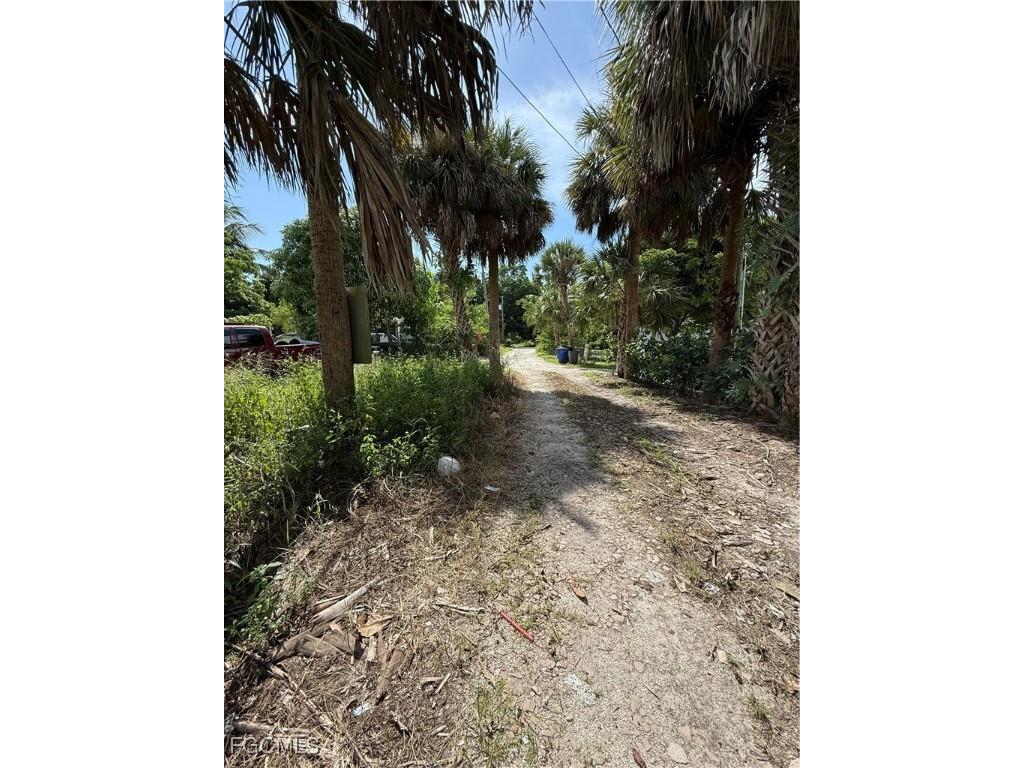 12096 Carpenter Lane Bonita Springs FL 34135 2026002398 image4