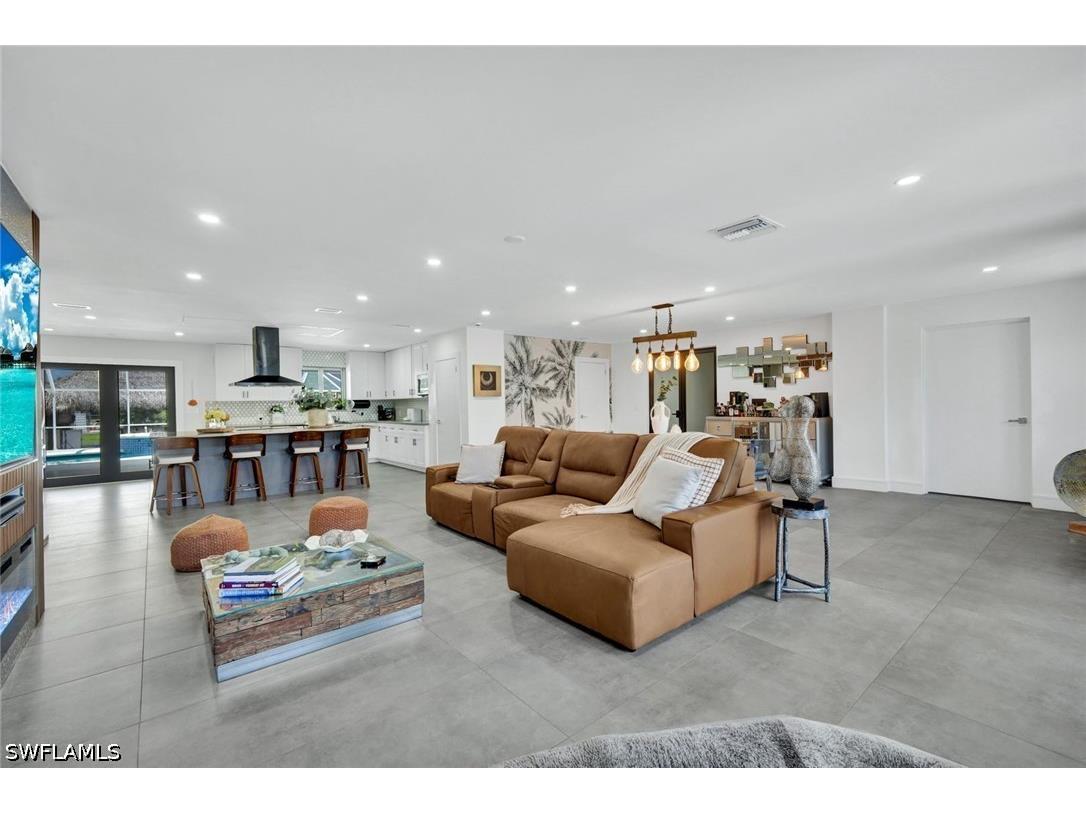 121 20th Avenue NE Naples FL 34120 226017724 image6