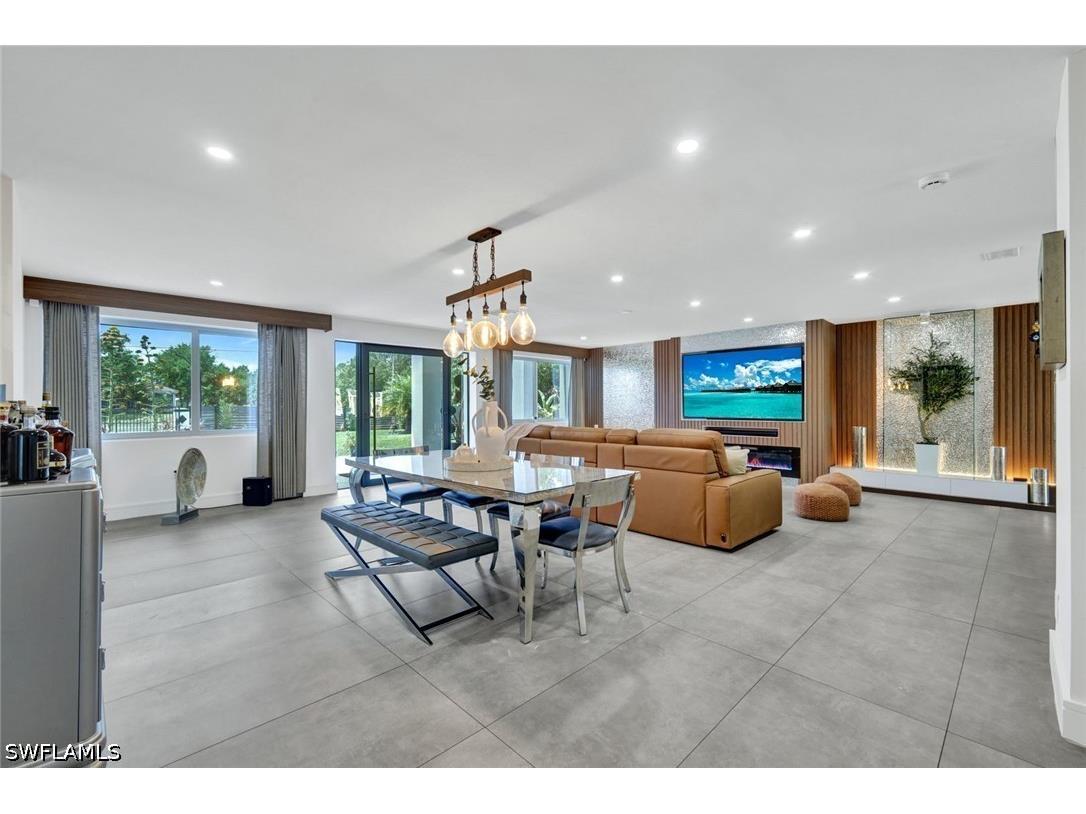 121 20th Avenue NE Naples FL 34120 226017724 image7