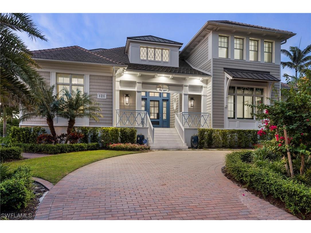 121 3rd Avenue N Naples FL 34102 223056071 image1