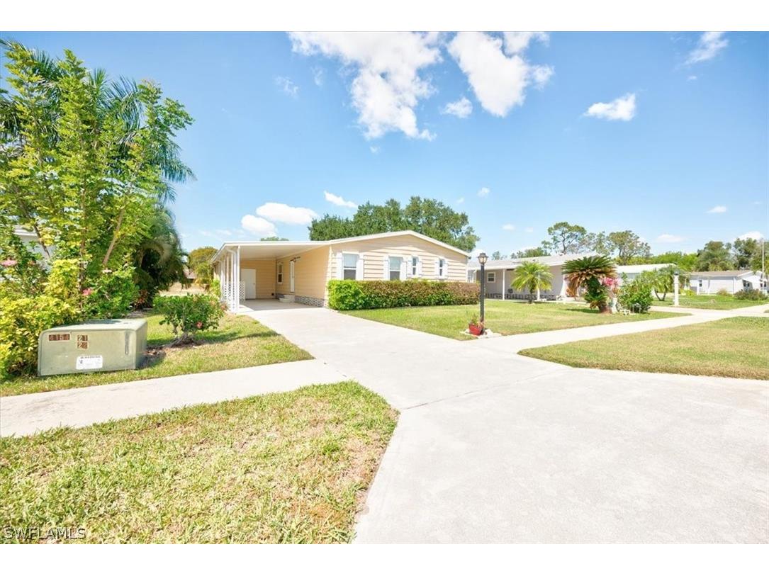 121 Belle Isle Circle Naples FL 34112 224028118 image1