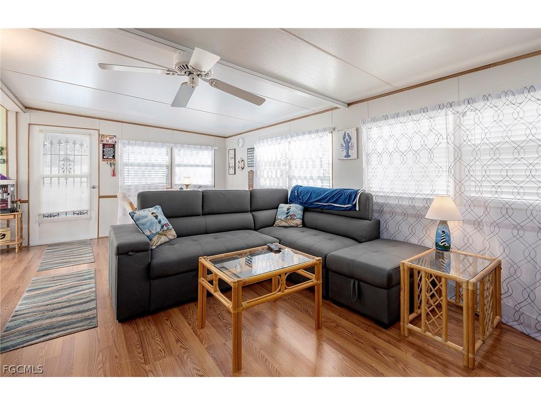 121 Caravan Circle North Fort Myers FL 33903 2026009637 image1