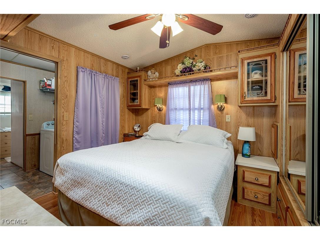 121 Caravan Circle North Fort Myers FL 33903 2026009637 image12