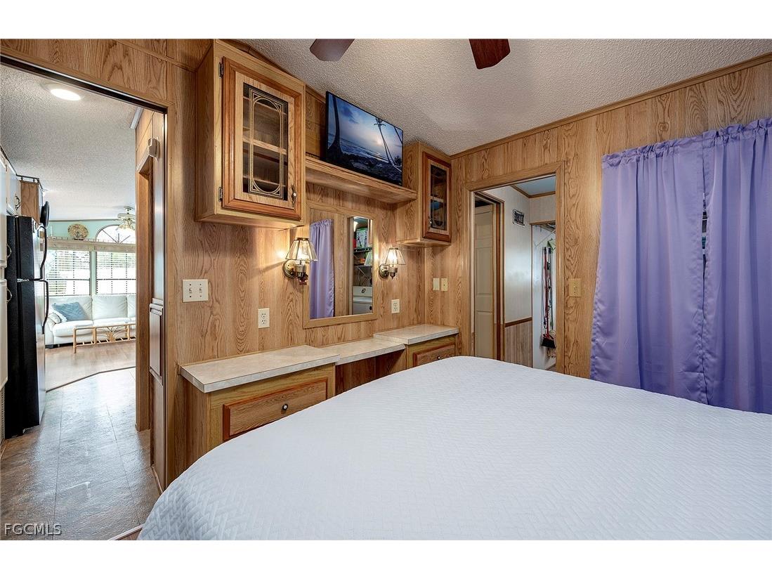 121 Caravan Circle North Fort Myers FL 33903 2026009637 image13