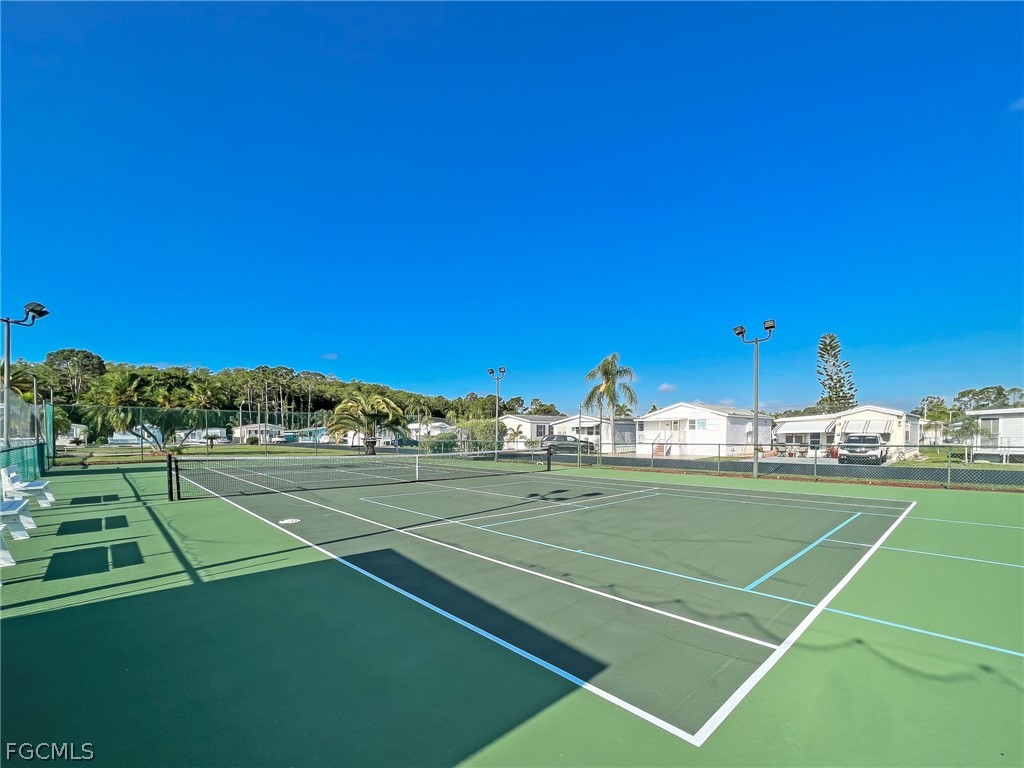 121 Caravan Circle North Fort Myers FL 33903 2026009637 image25