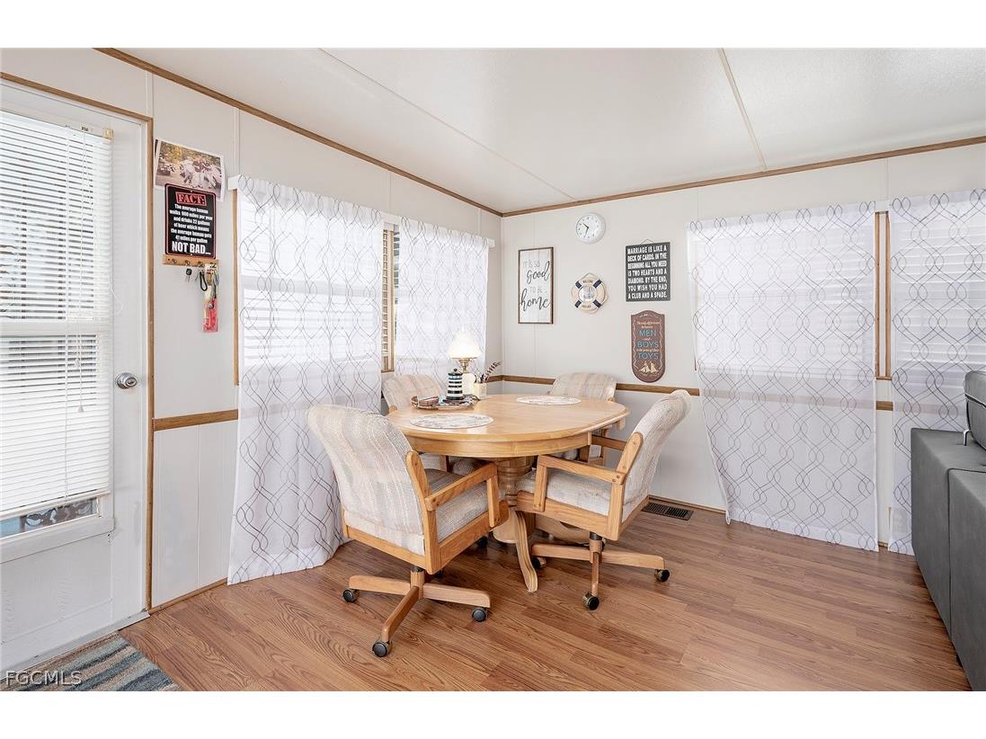 121 Caravan Circle North Fort Myers FL 33903 2026009637 image9