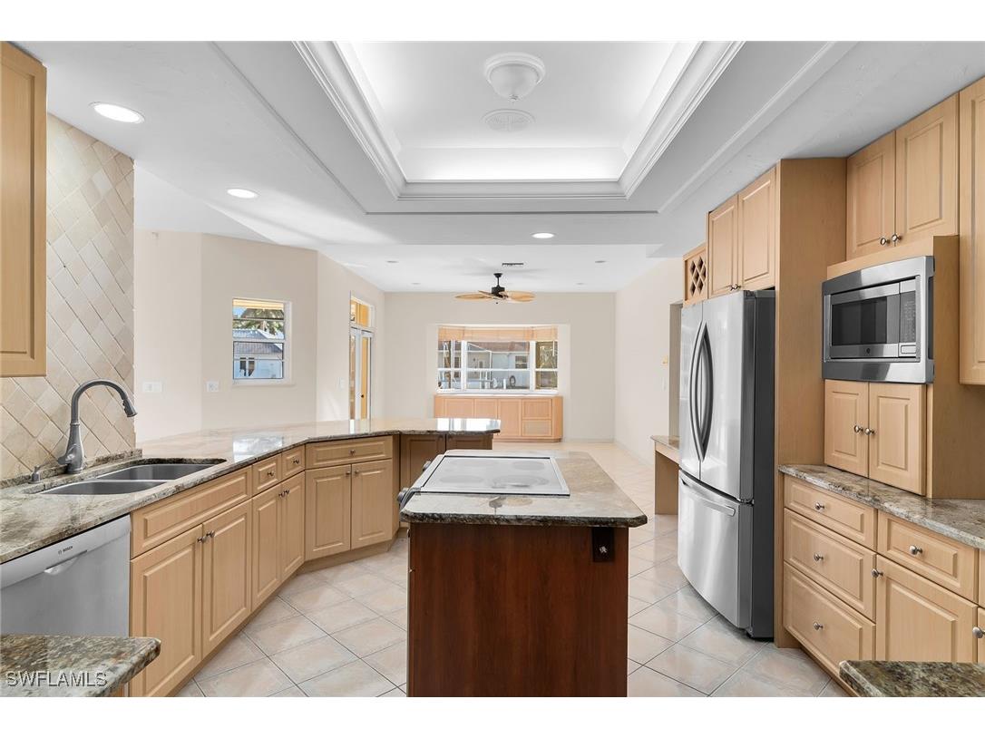 121 Channel Court Marco Island FL 34145 225084902 image11