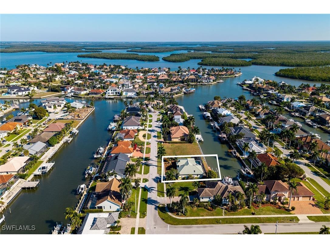 121 Channel Court Marco Island FL 34145 225084902 image34