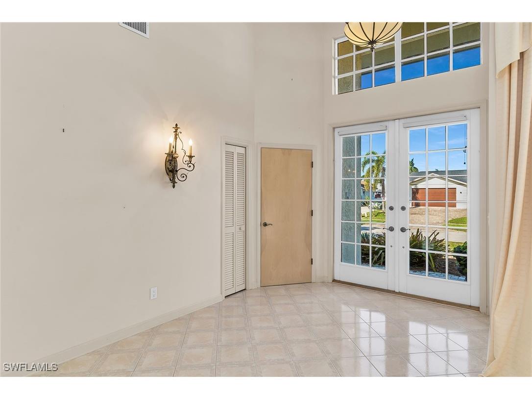 121 Channel Court Marco Island FL 34145 225084902 image4