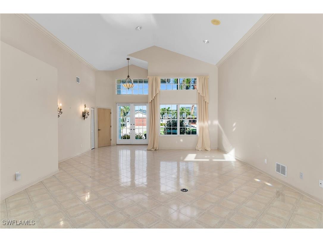 121 Channel Court Marco Island FL 34145 225084902 image7