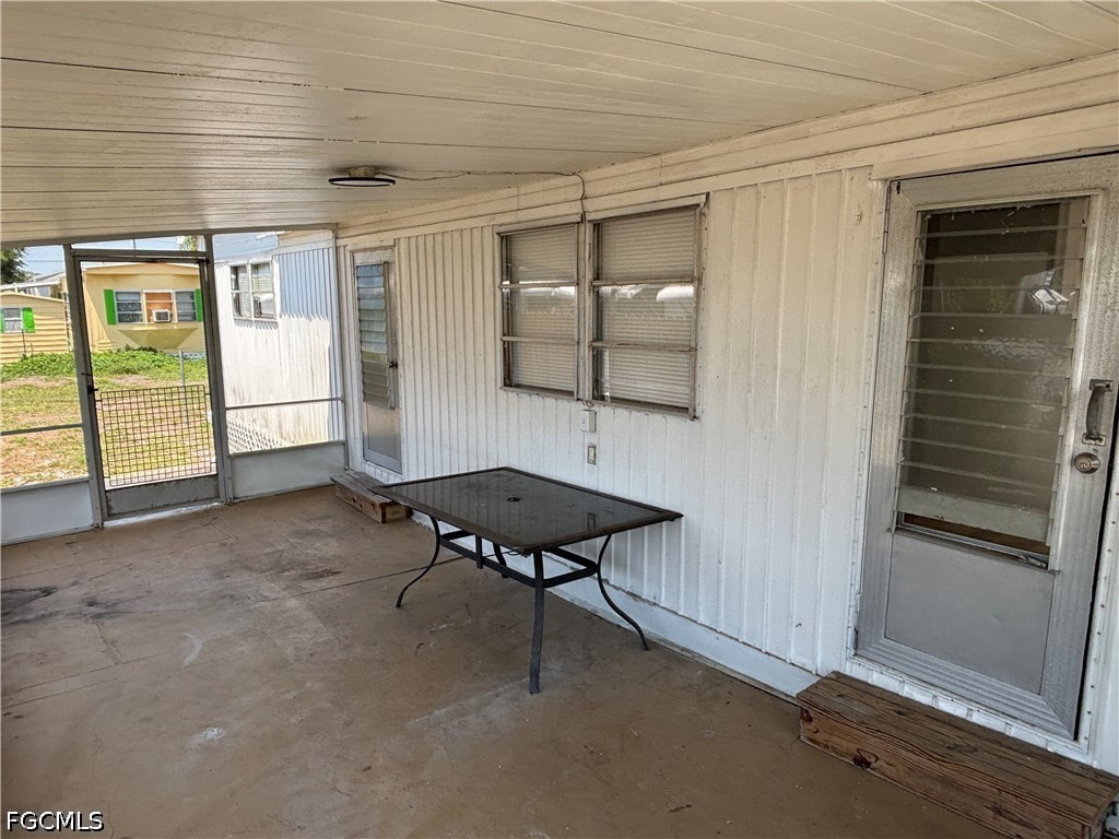 121 Coachlight Lane North Fort Myers FL 33917 2026015575 image14