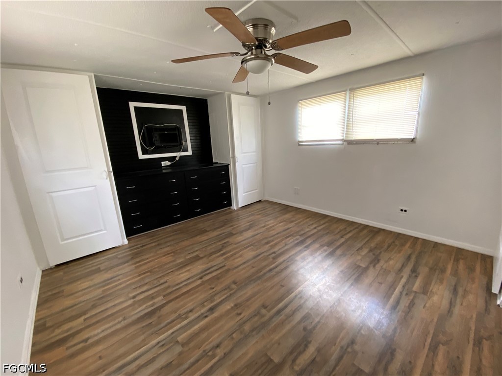 121 Coachlight Lane North Fort Myers FL 33917 2026015575 image8