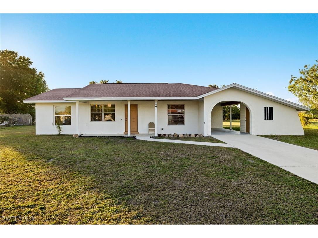 121 Contee Drive Lehigh Acres FL 33936 225016340 image1