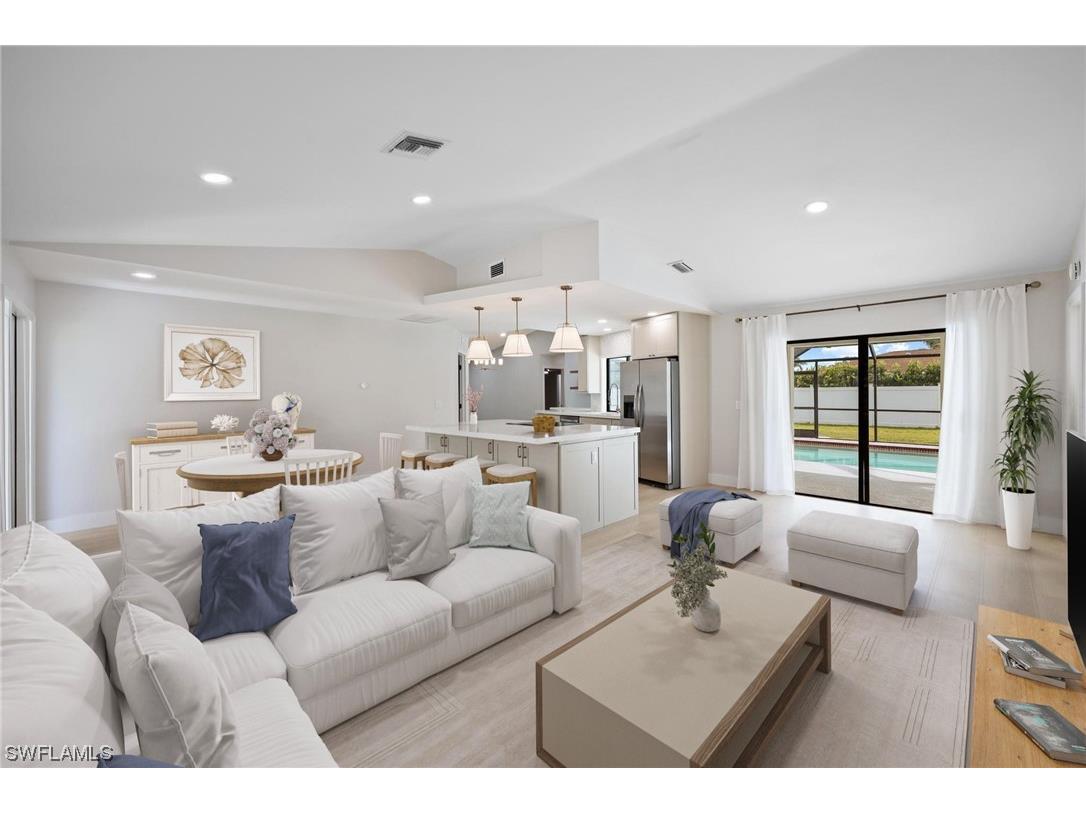 121 Fairway Circle Naples FL 34110 223055486 image1