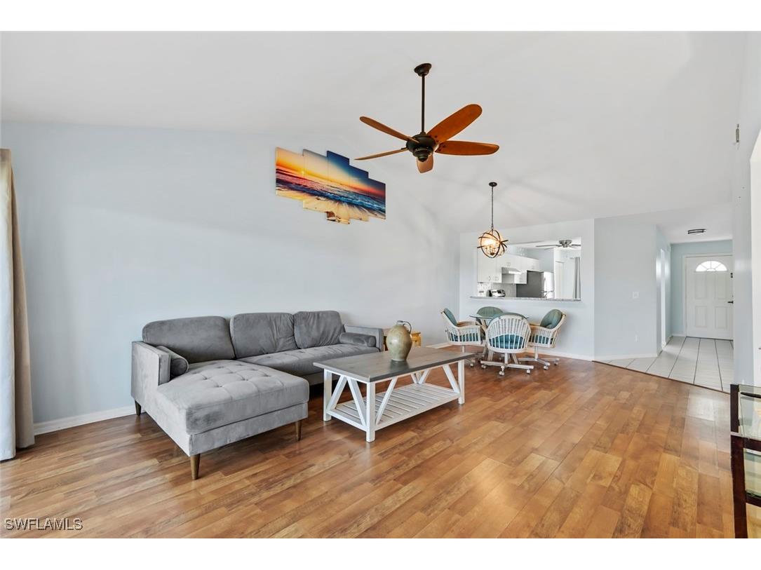 121 Gabriel Circle #1-108 Naples FL 34104 225082171 image14