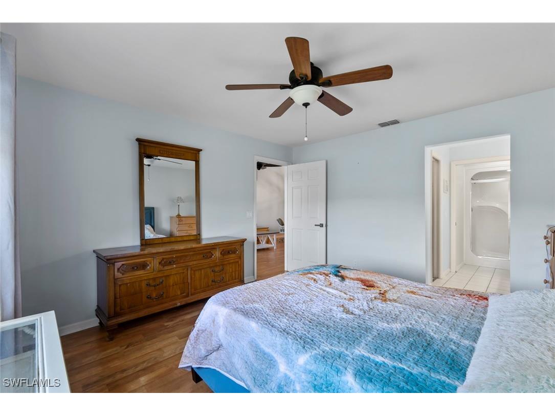 121 Gabriel Circle #1-108 Naples FL 34104 225082171 image18