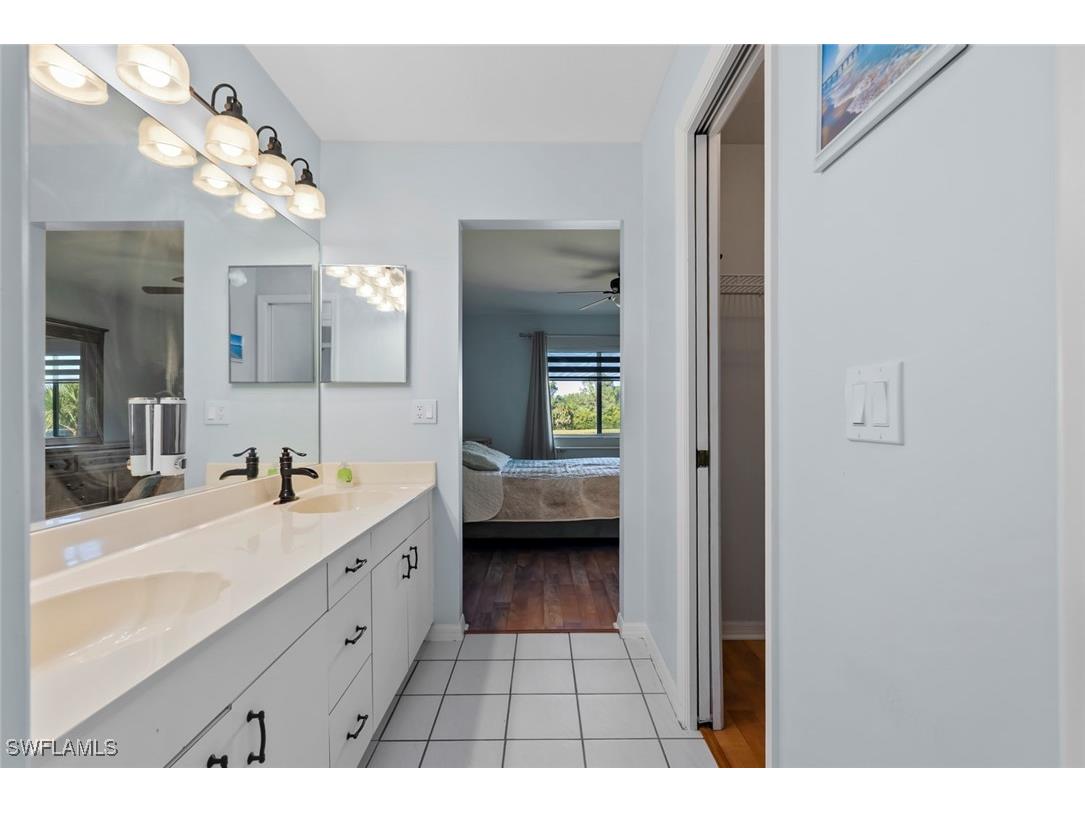 121 Gabriel Circle #1-108 Naples FL 34104 225082171 image22