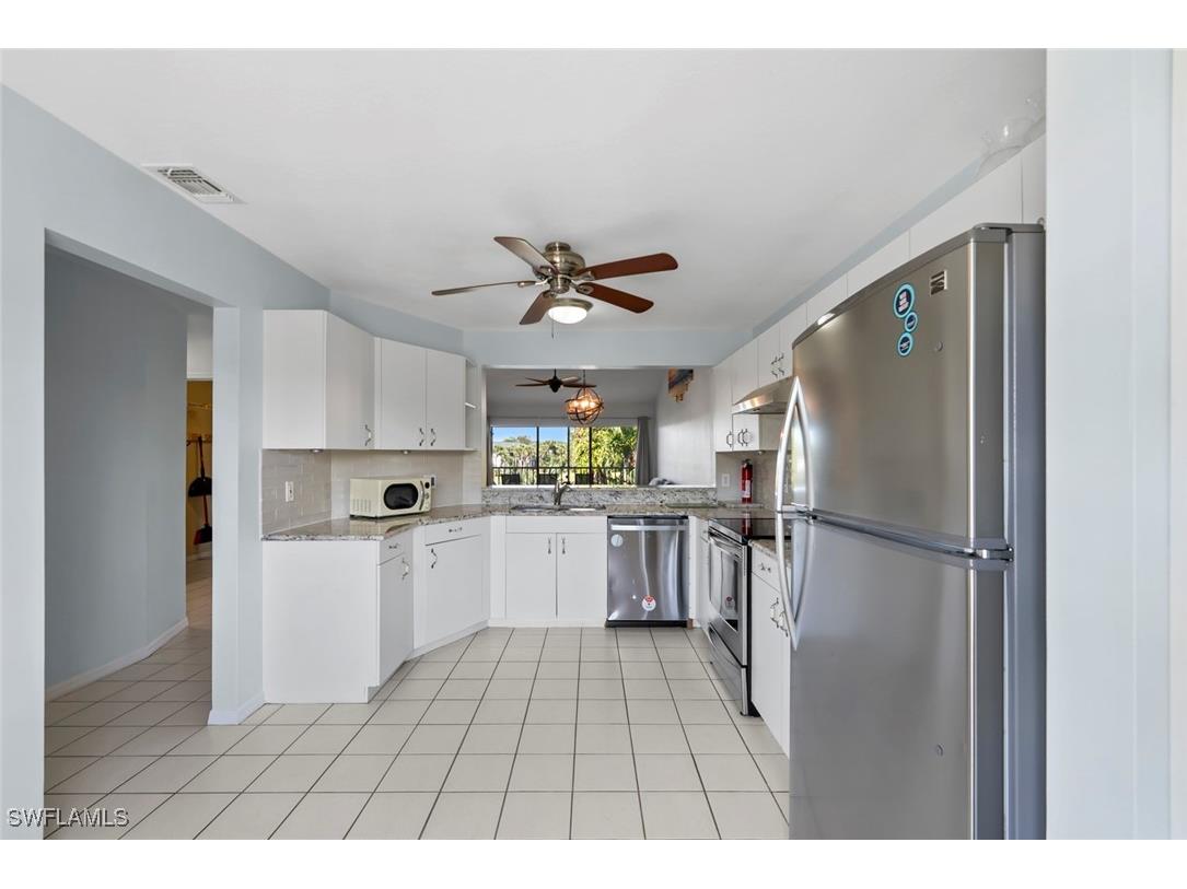 121 Gabriel Circle #1-108 Naples FL 34104 225082171 image7