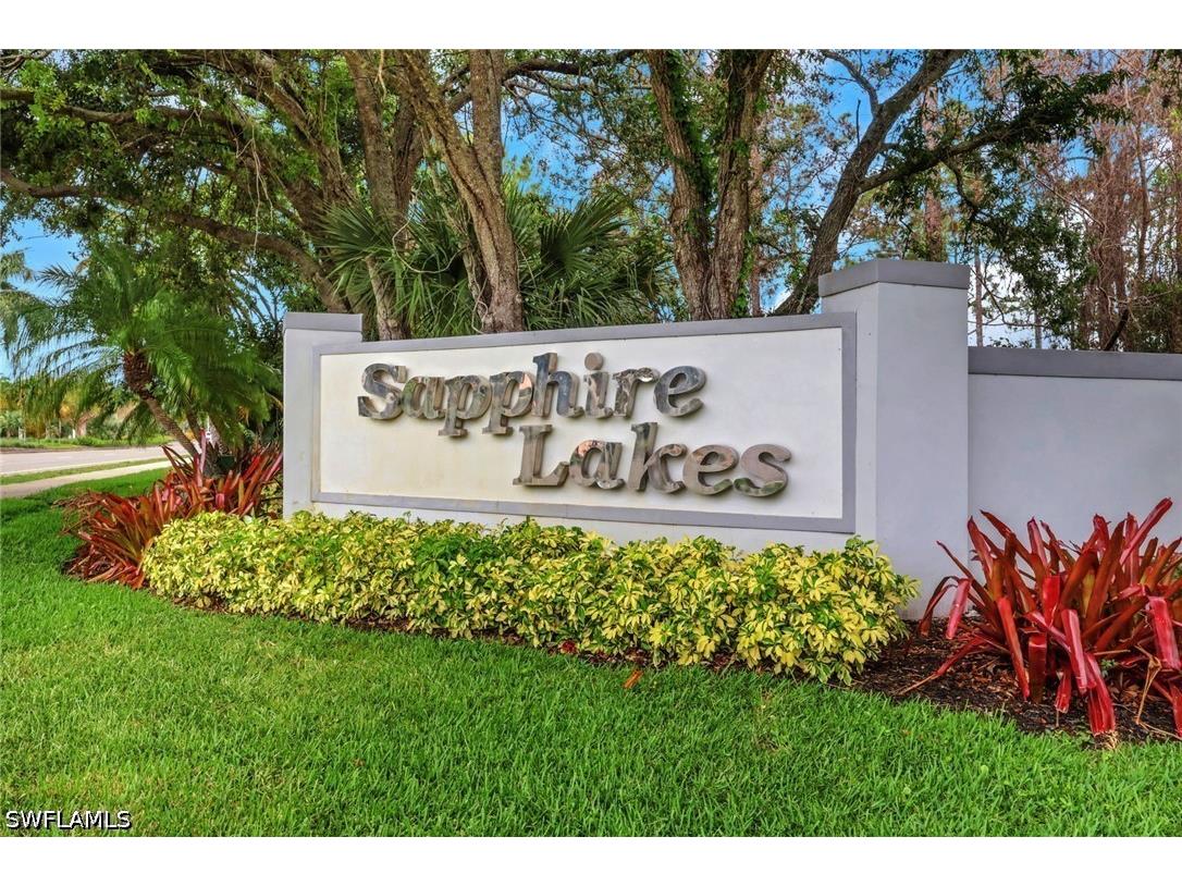 121 Gabriel Circle #1 Naples FL 34104 226008190 image1