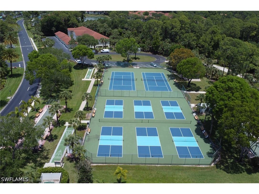 121 Gabriel Circle #1 Naples FL 34104 226008190 image19