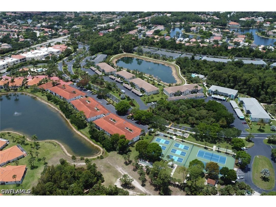 121 Gabriel Circle #1 Naples FL 34104 226008190 image20