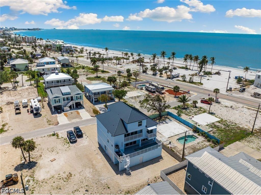 121 Hibiscus Drive Fort Myers Beach FL 33931 2026024531 image1