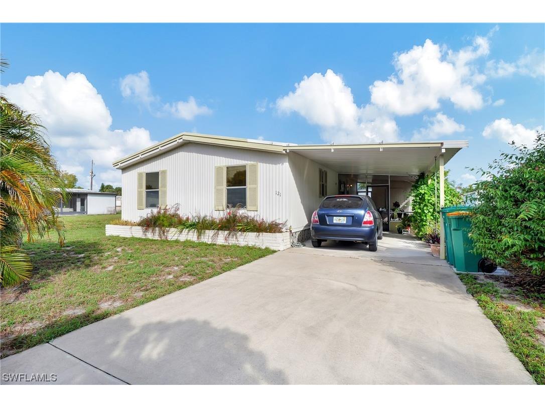 121 Islamorada Lane Naples FL 34114 224010841 image1