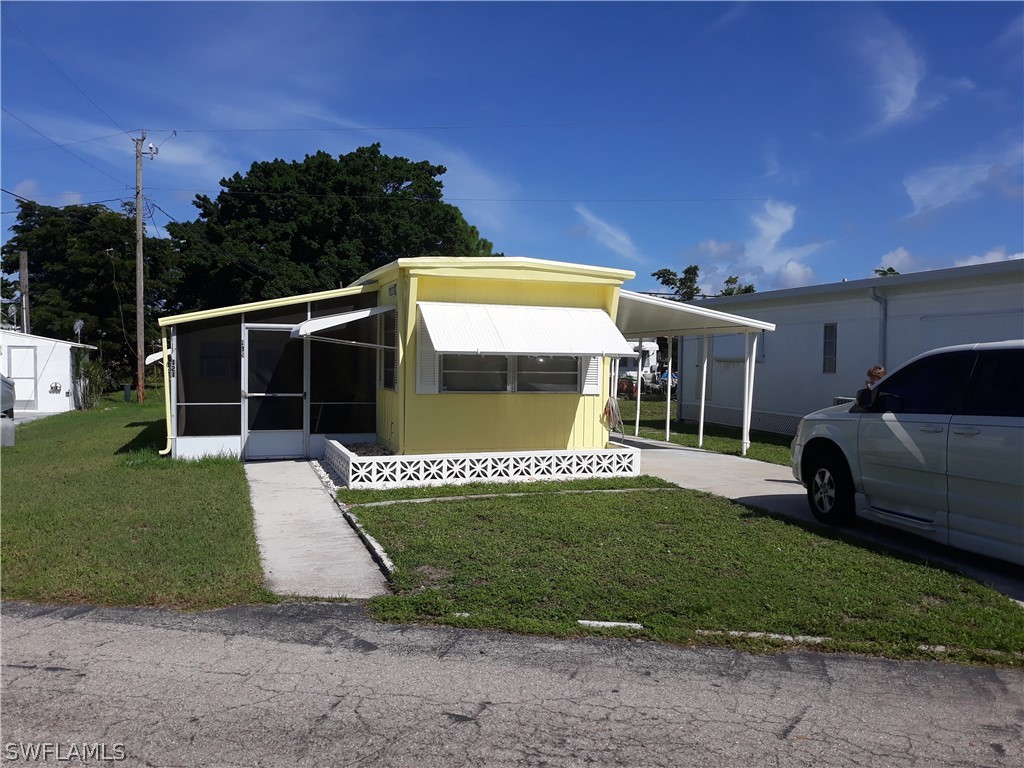 121 Lantern Place North Fort Myers FL 33917 224061372 image1