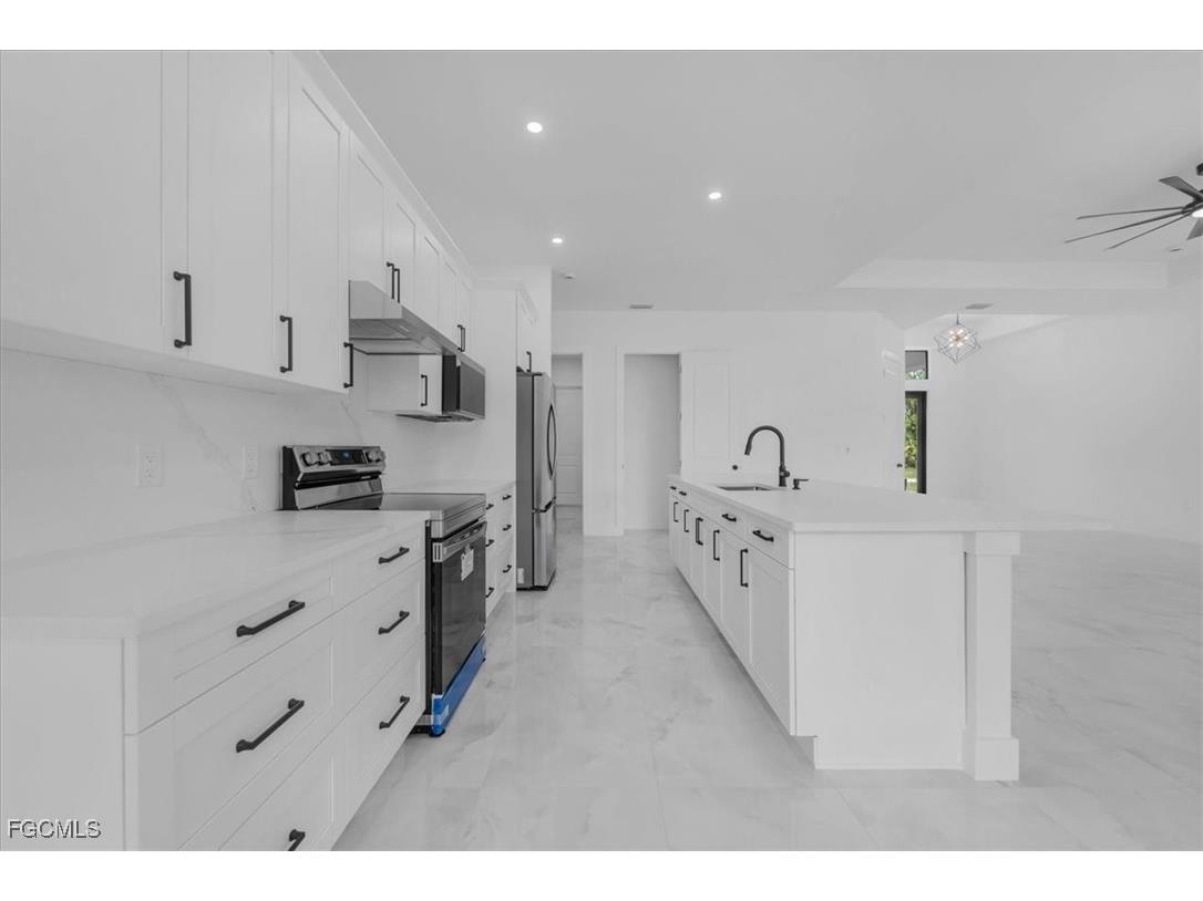 121 Moore Avenue Lehigh Acres FL 33936 2025005602 image14