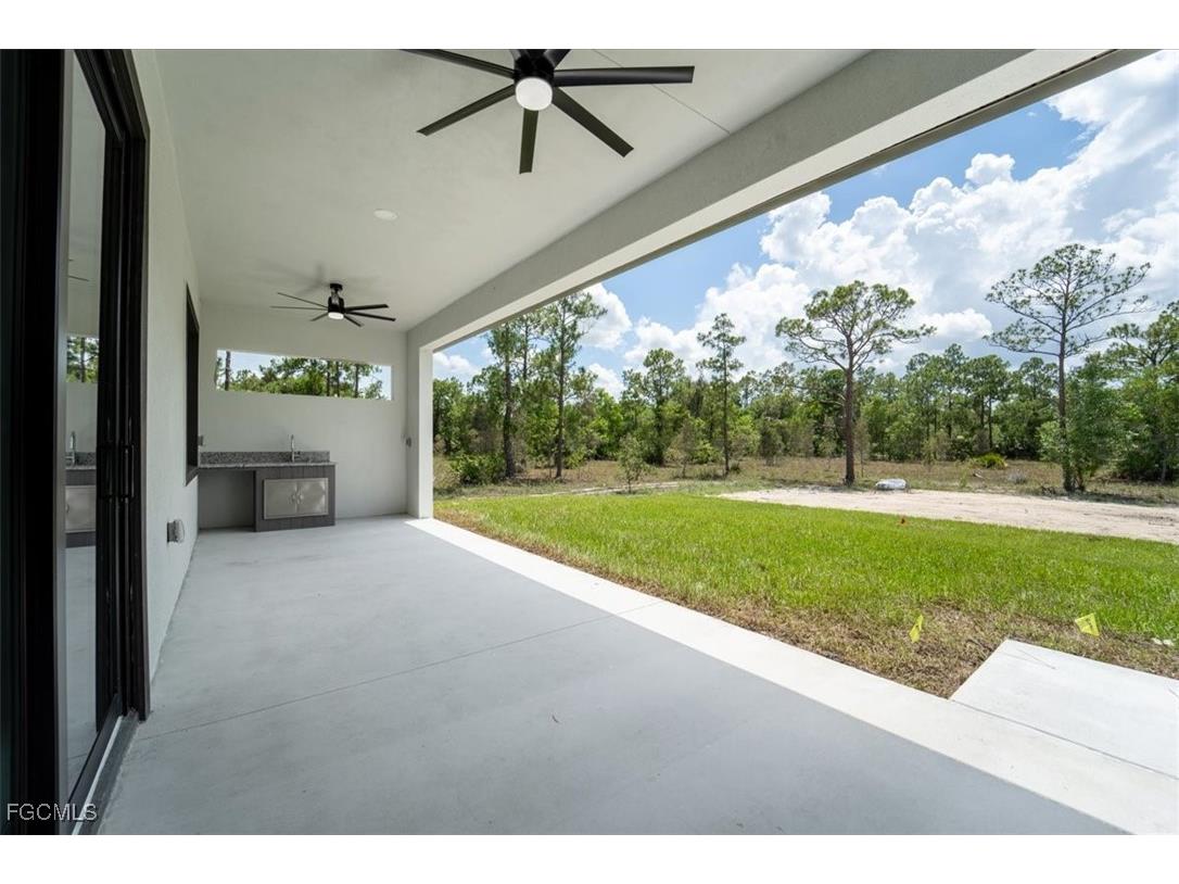 121 Moore Avenue Lehigh Acres FL 33936 2025005602 image41