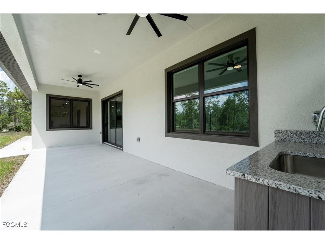 121 Moore Avenue Lehigh Acres FL 33936 2025005602 image44