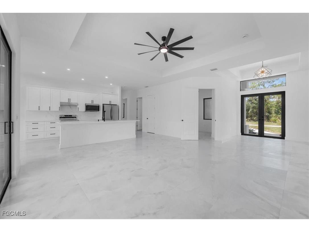 121 Moore Avenue Lehigh Acres FL 33936 2025005602 image5