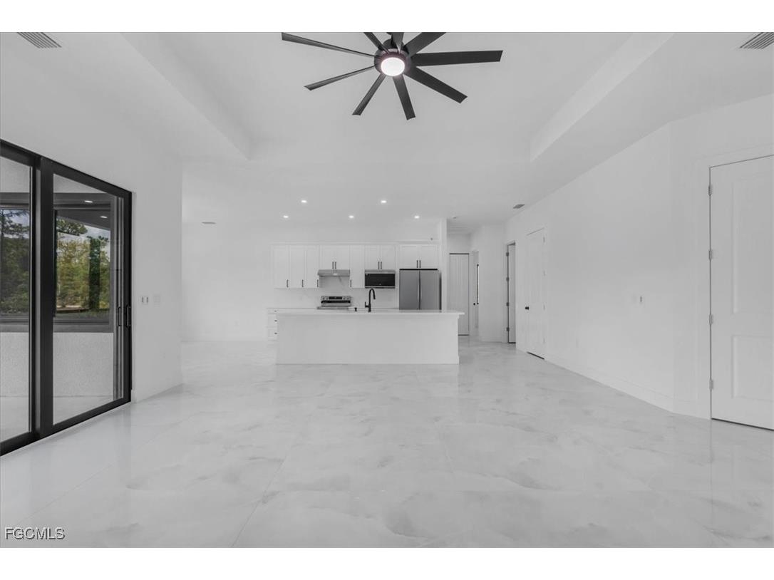 121 Moore Avenue Lehigh Acres FL 33936 2025005602 image8