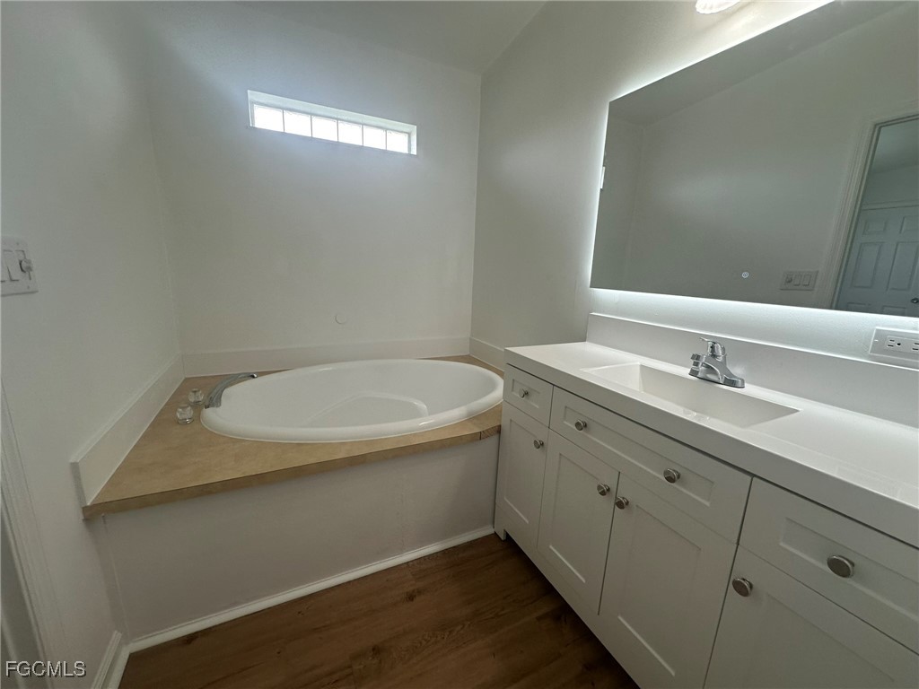 121 NE 11th Place Cape Coral FL 33909 2025013624 image24