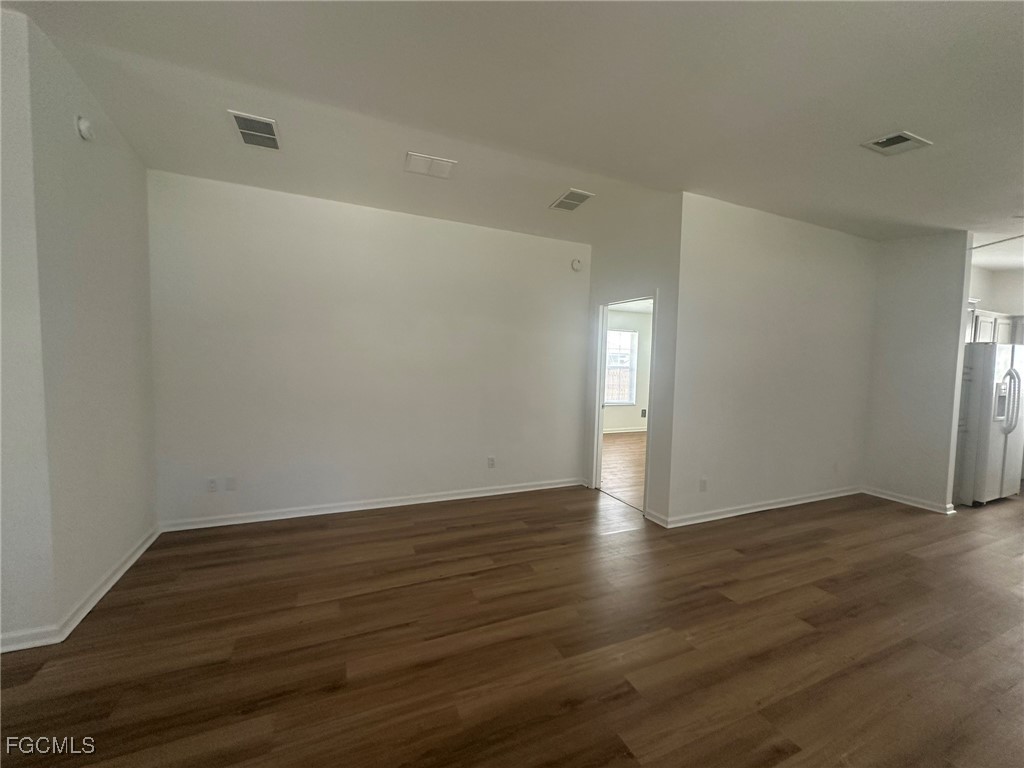 121 NE 11th Place Cape Coral FL 33909 2025013624 image5