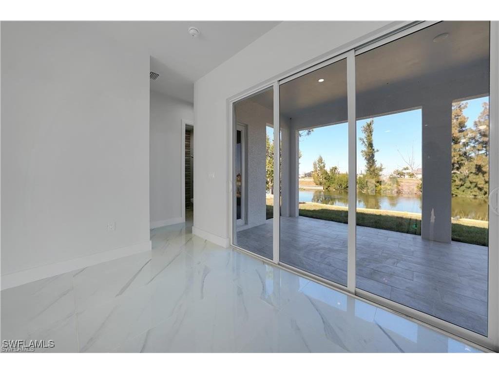121 NE 8th Terrace Cape Coral FL 33909 225066393 image10