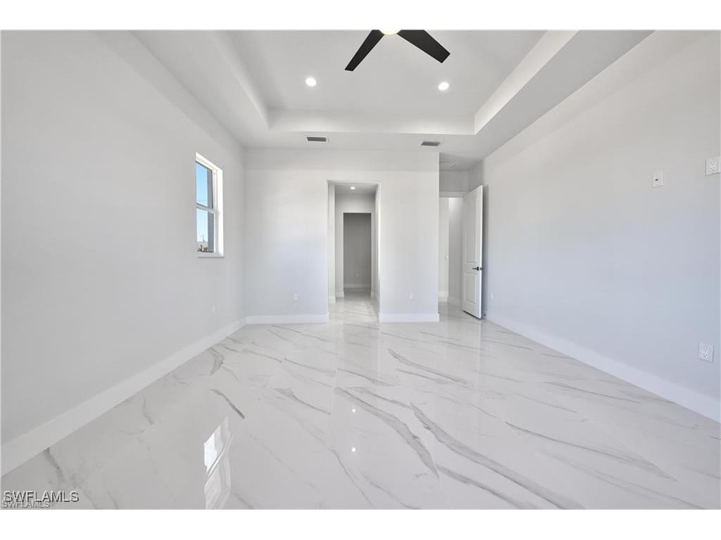 121 NE 8th Terrace Cape Coral FL 33909 225066393 image18