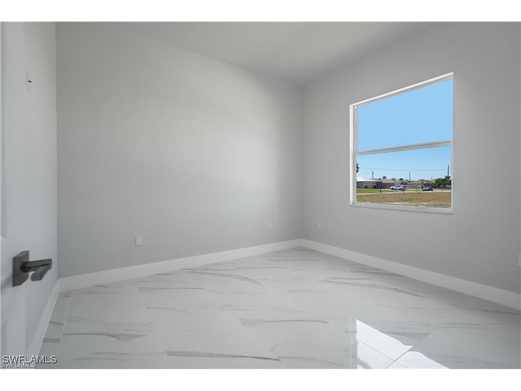 121 NE 8th Terrace Cape Coral FL 33909 225066393 image22