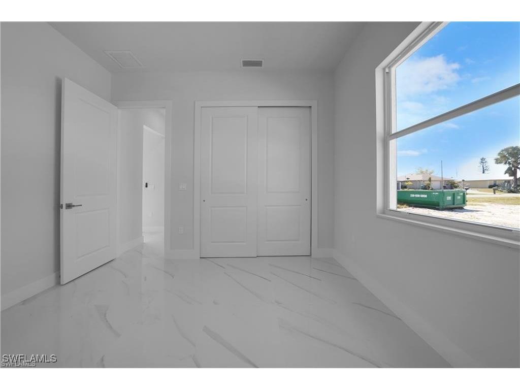 121 NE 8th Terrace Cape Coral FL 33909 225066393 image27