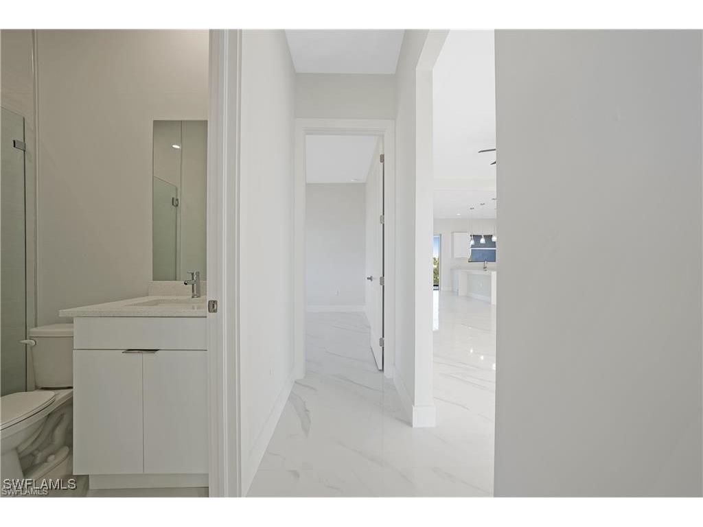 121 NE 8th Terrace Cape Coral FL 33909 225066393 image28