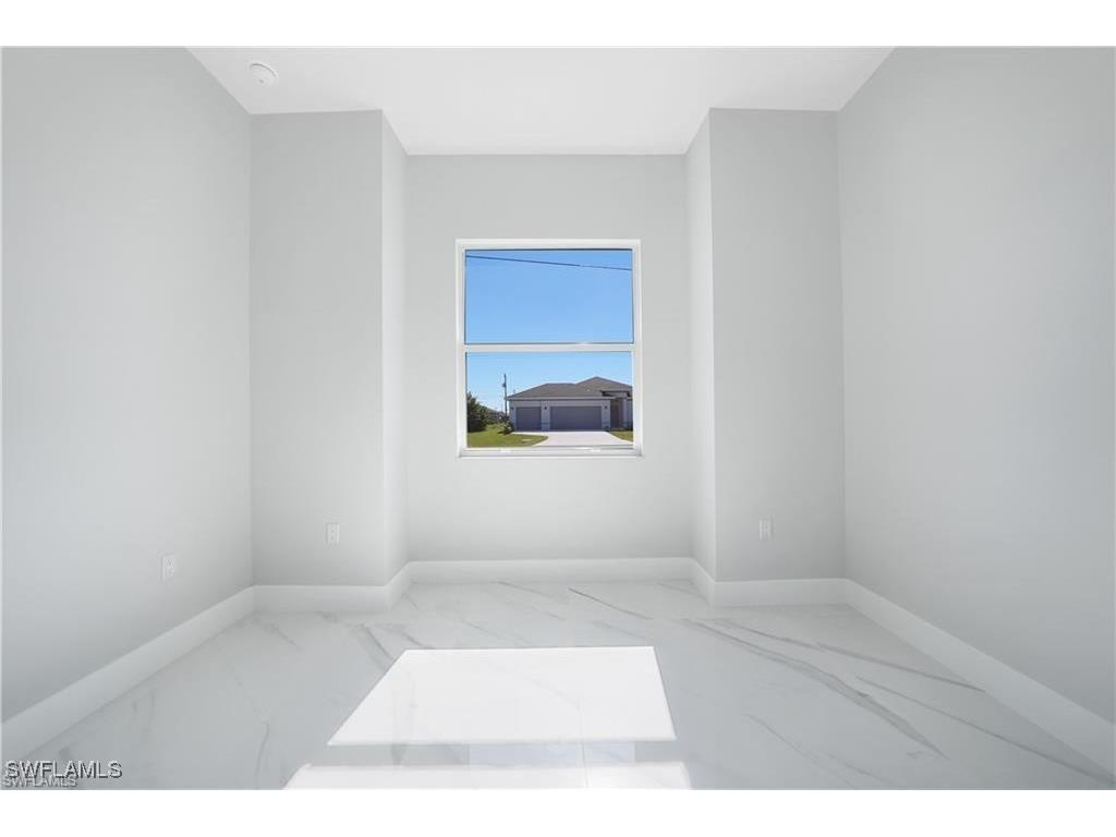 121 NE 8th Terrace Cape Coral FL 33909 225066393 image31